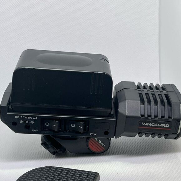 Vintage Vanguard VL-535 Video‎ Camcorder Camera Light EUC - Picture 6 of 6
